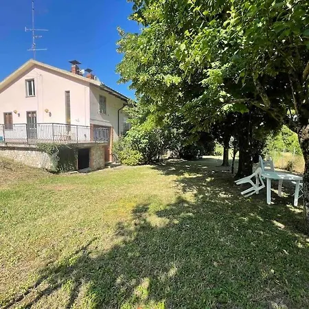 Holiday home Spacious House In The Green Heart Of Italy Colpetrazzo