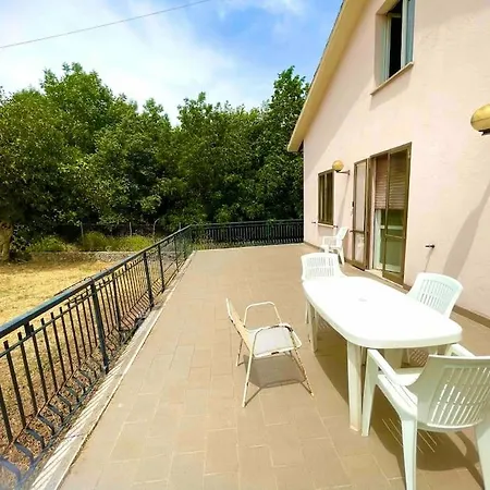 Spacious House In The Green Heart Of Italy Ferienhaus Colpetrazzo